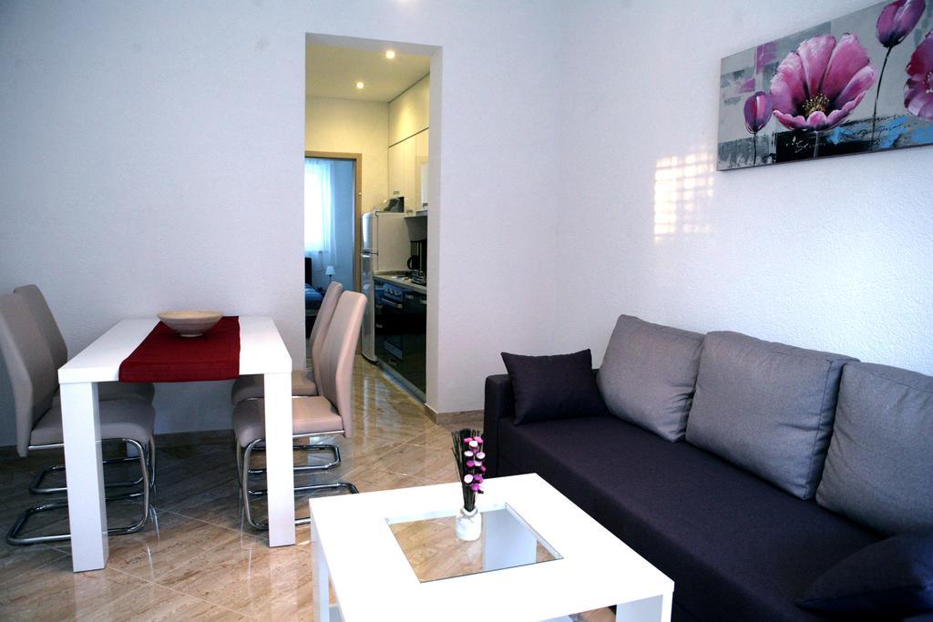 Porta Anna Apartments ميدولين المظهر الخارجي الصورة